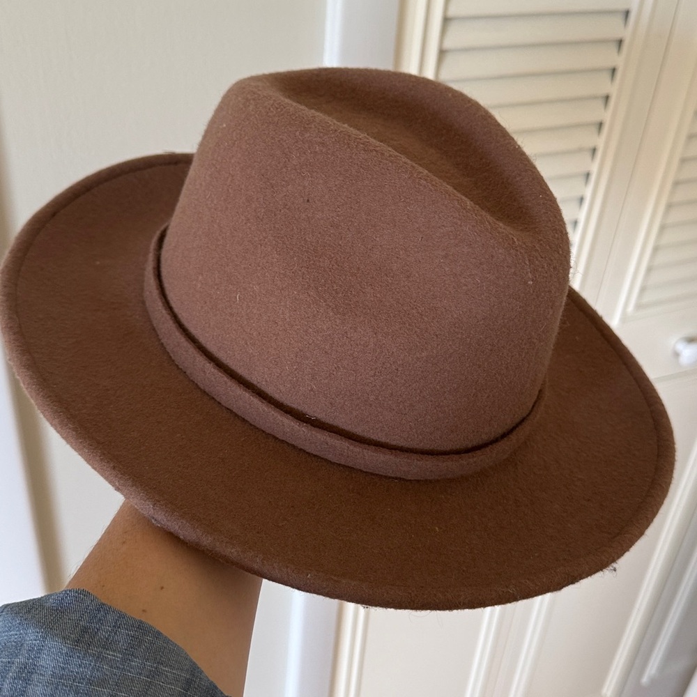 Handmade chocolate brown women’s hat, made in Oaxaca, Mexico